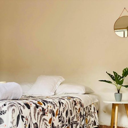 Casa Del Centro Bed & Breakfast Морелия Екстериор снимка