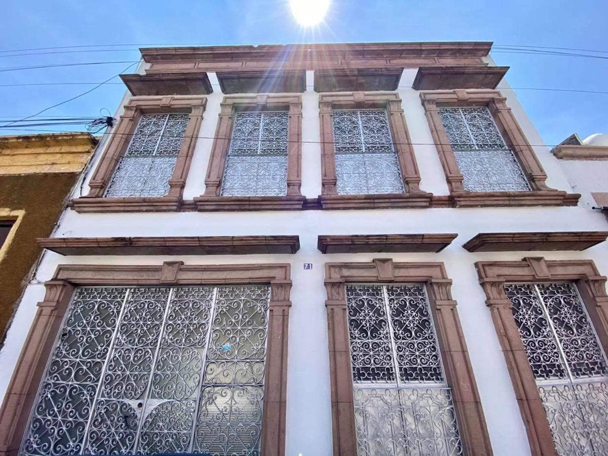 Casa Del Centro Bed & Breakfast Морелия Екстериор снимка