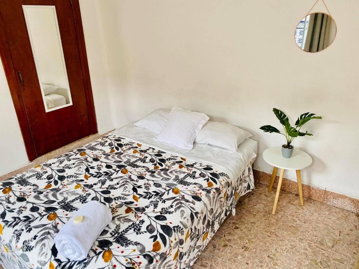 Casa Del Centro Bed & Breakfast Морелия Екстериор снимка