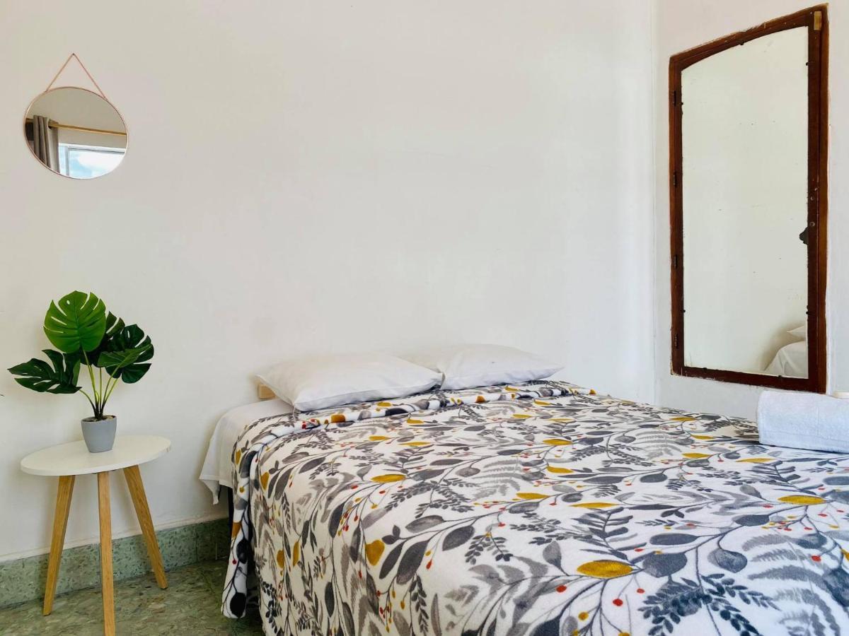 Casa Del Centro Bed & Breakfast Морелия Екстериор снимка