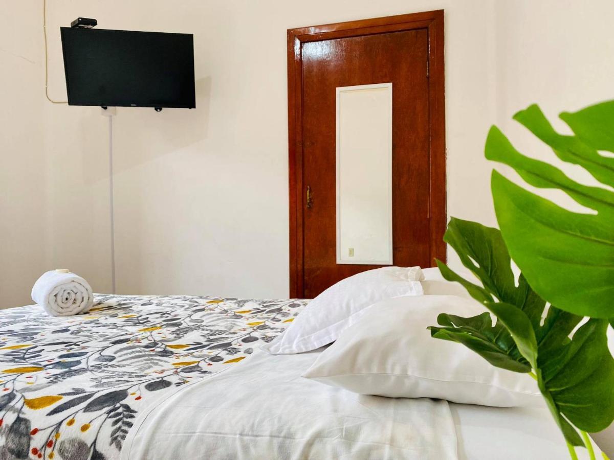 Casa Del Centro Bed & Breakfast Морелия Екстериор снимка