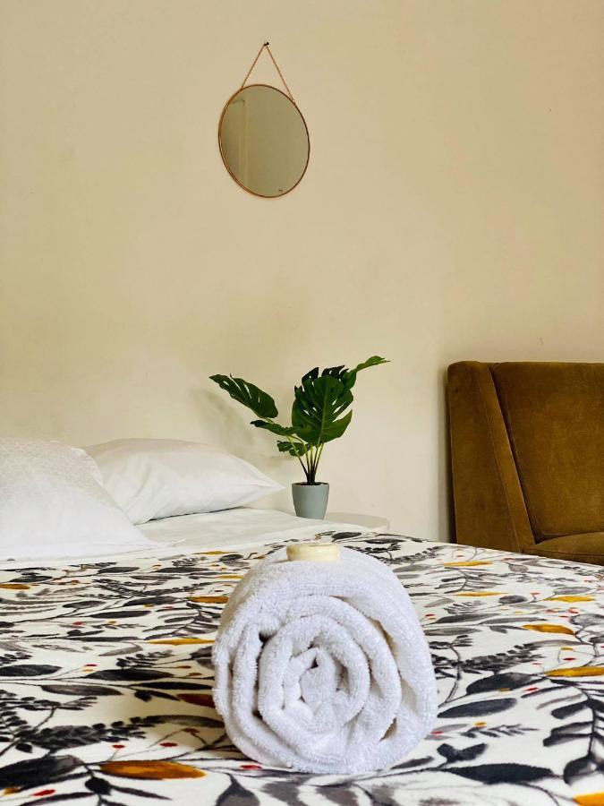Casa Del Centro Bed & Breakfast Морелия Екстериор снимка