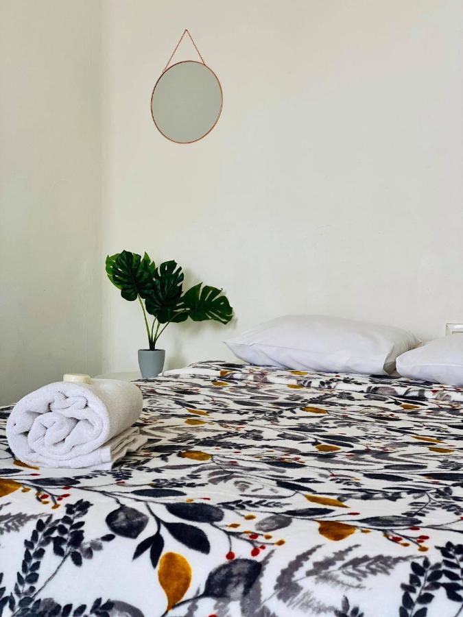 Casa Del Centro Bed & Breakfast Морелия Екстериор снимка